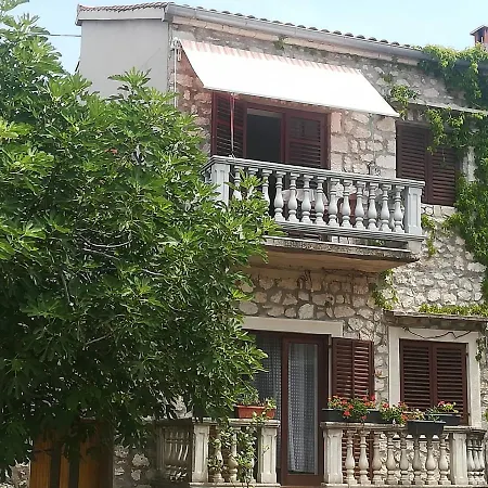 Martinac Apartment