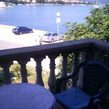 Martinac Apartman Sukošan